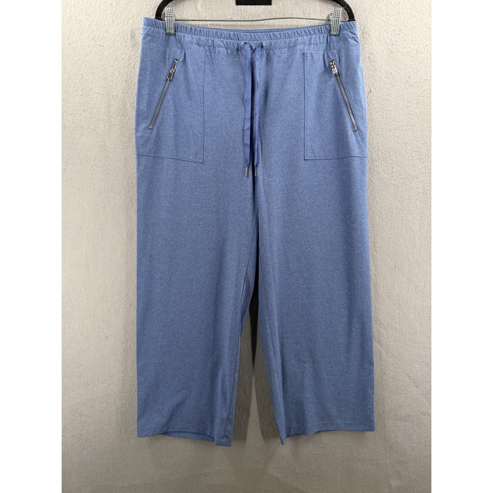 Chicos Crop Pants Size 2 L/12 Performance Zip Pockets Capri Resort Athleisure